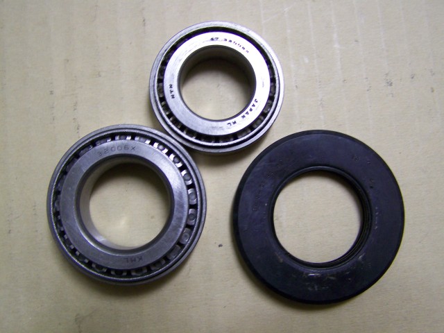 SUZUKI GSX 1100 handle-bar bearings with seals