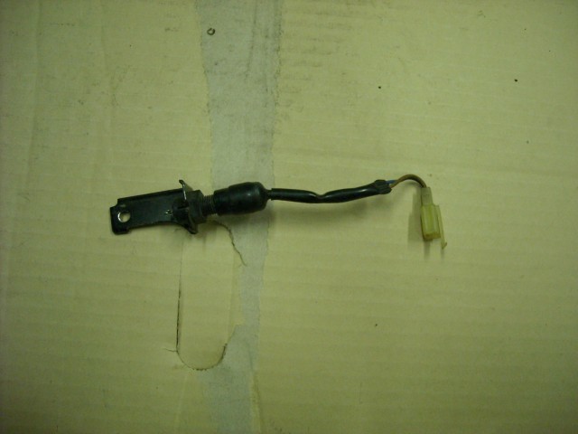 KAWASAKI GTR 1000 breaklamp switch