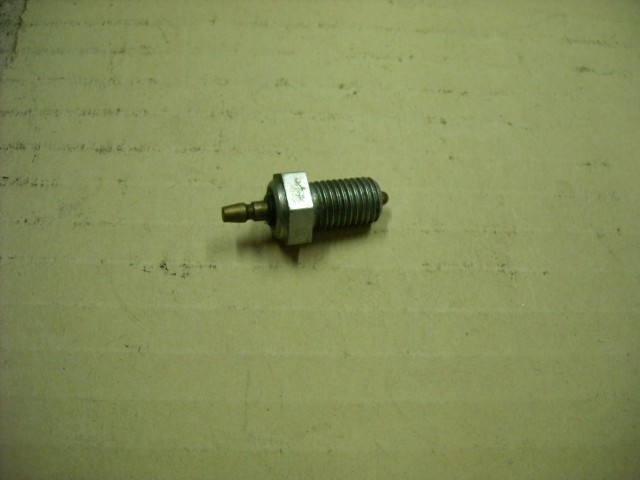 KAWASAKI GPZ 600R neutral switch