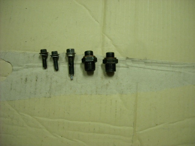 SUZUKI GSX 750F oil permeable screws